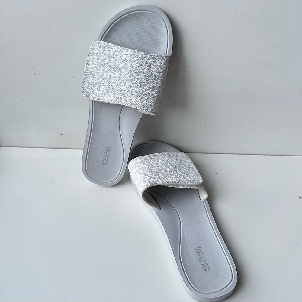 Michael Kors SLIDES Wade Adjustable MK Logo slide Sandal shoes White/gray Sz 11 - Picture 7 of 11
